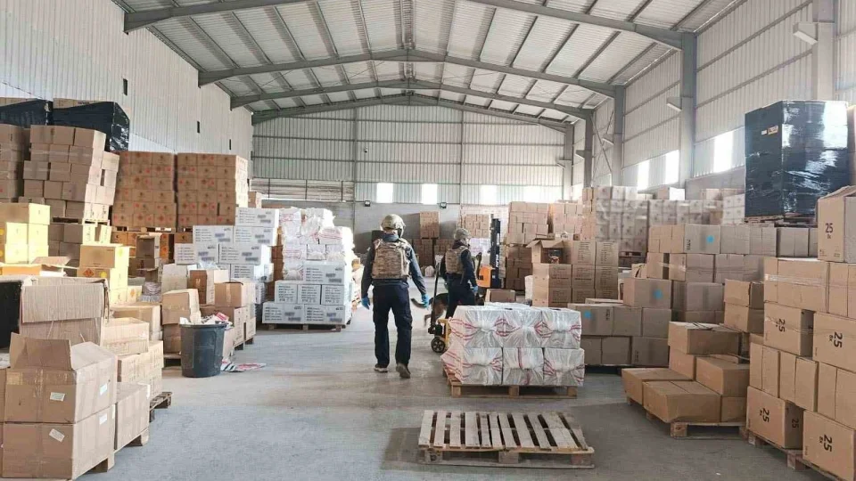 Mersin'de binlerce adet patlay�c� ele ge�irildi: 1 tutuklama