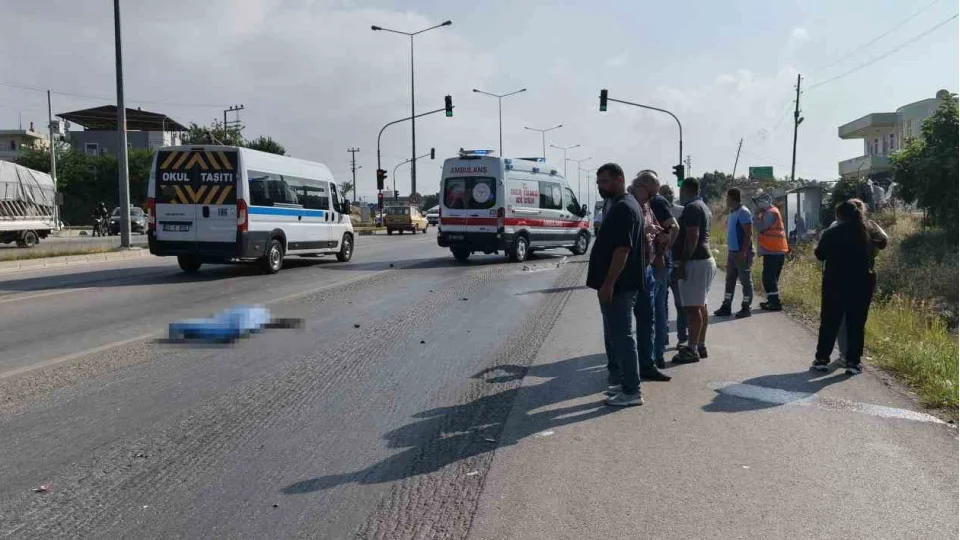 Mersin'de trafik kazas�: 1 �l�, 1 yaral�