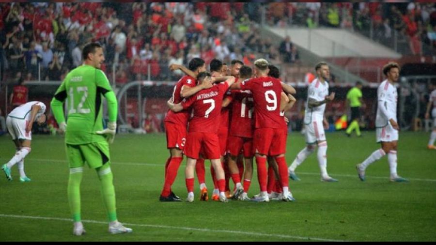 Milliler yoluna dolu dizgin devam ediyor