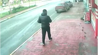 Milyonluk vurgun yapan sahte savc� ve polisi kameralar ele verdi