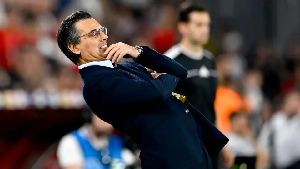 Montella radikal kararlar alıyor