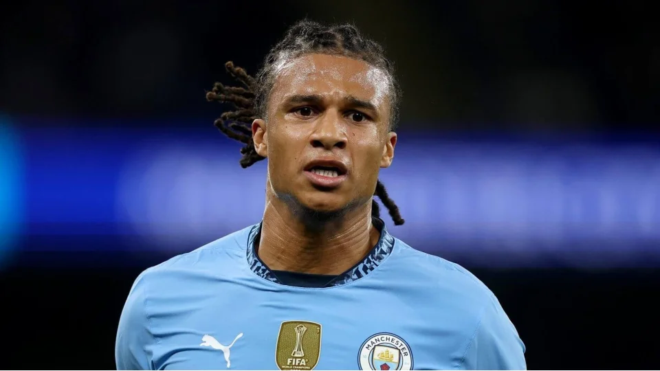 Nathan Ake �smail Kartal'a tak�ld�: Onay yok