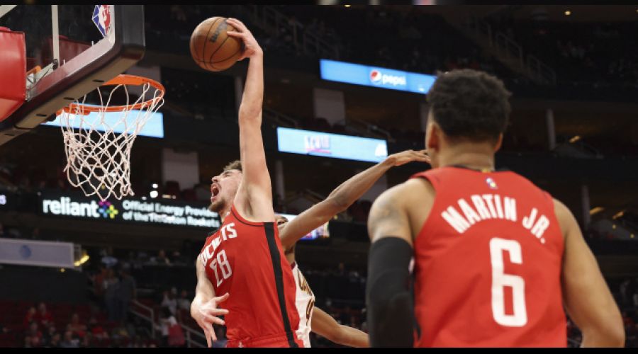 NBA'deki T�rk derbisinde Alperen g�ld� 