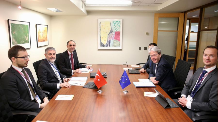 Nebati, AB'nin Ekonomi  Komiseri Gentiloni'ye işbirliği önerdi