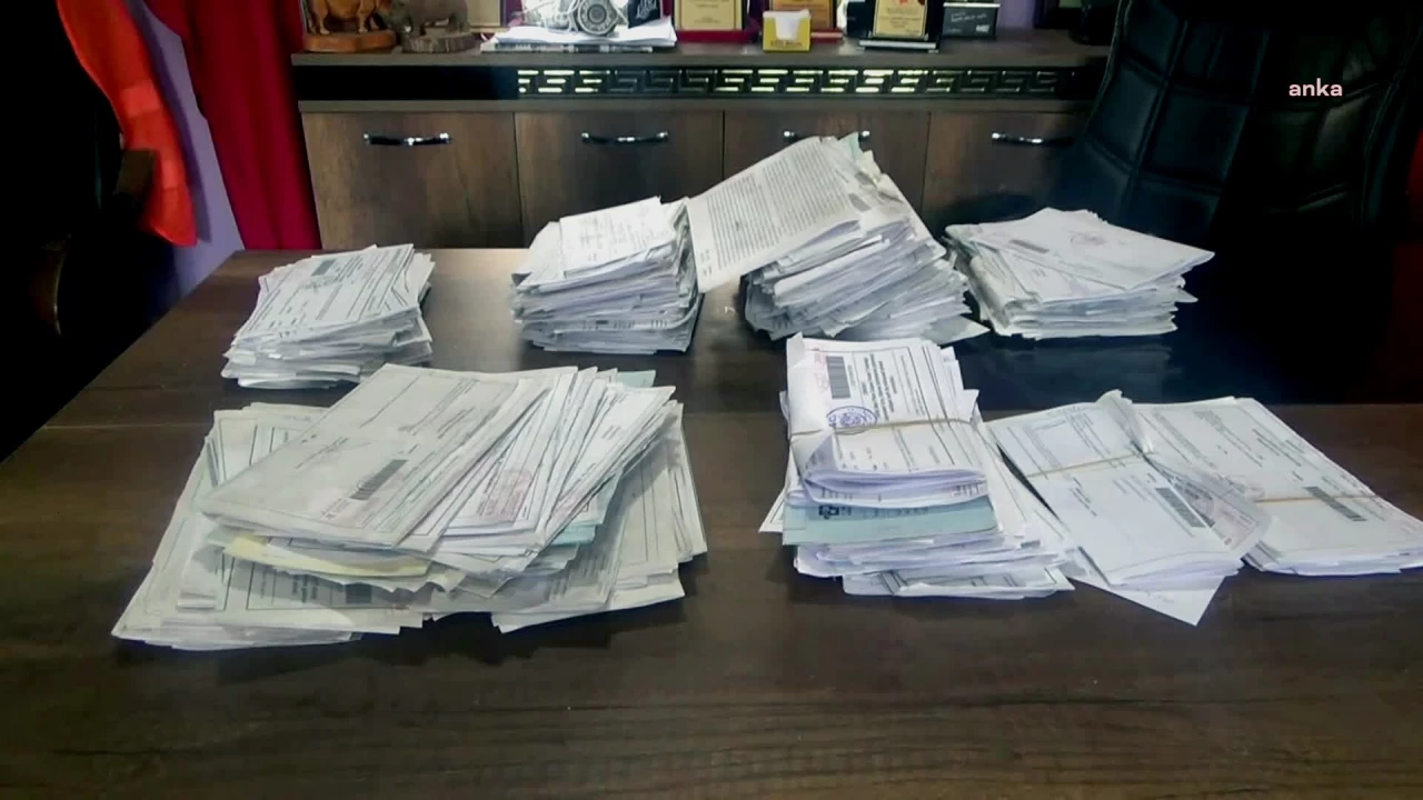 Ni�de Milletvekili G�rer, 1 Ocak 2024'ten bu yana 19.6 milyar TL tutar�ndaki borcun bankalar taraf�ndan icra takibine al�nd���n� a��klad�