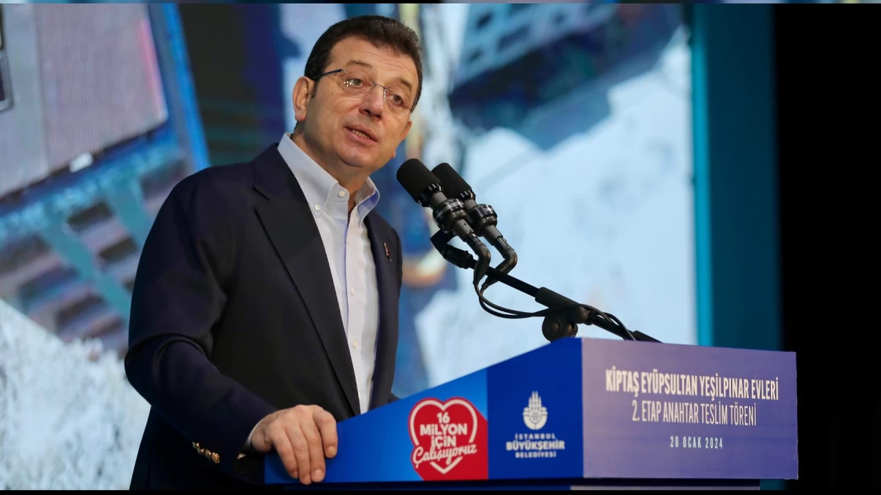 Ödüllü projede evler teslim edildi