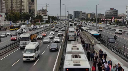 Okullar açıldı, yoğunluk arttı