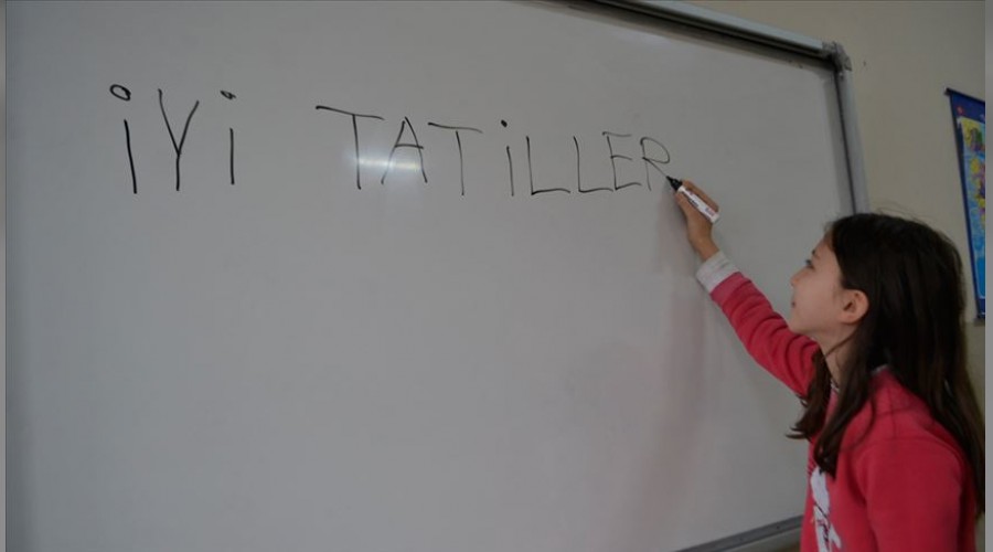 Okullar kapandı, yaz tatili başladı