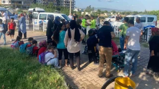 Osmaniye'de okul servisi ile otomobil çarpıştı: 5 yaralı