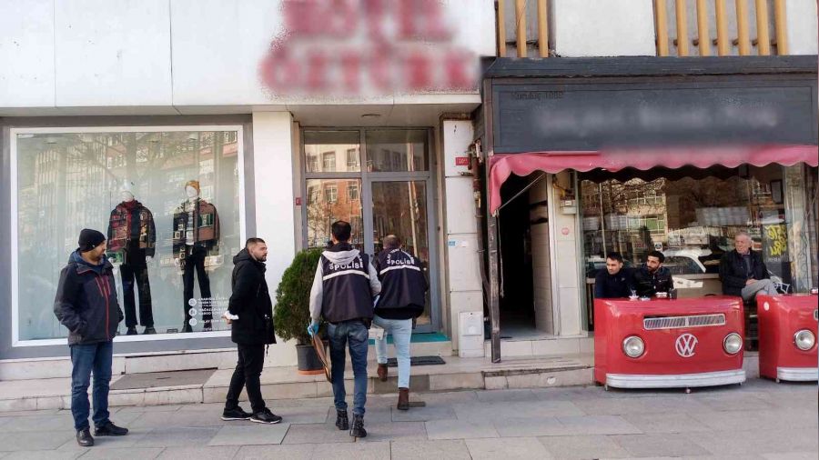 Otel odasnda pheli lm