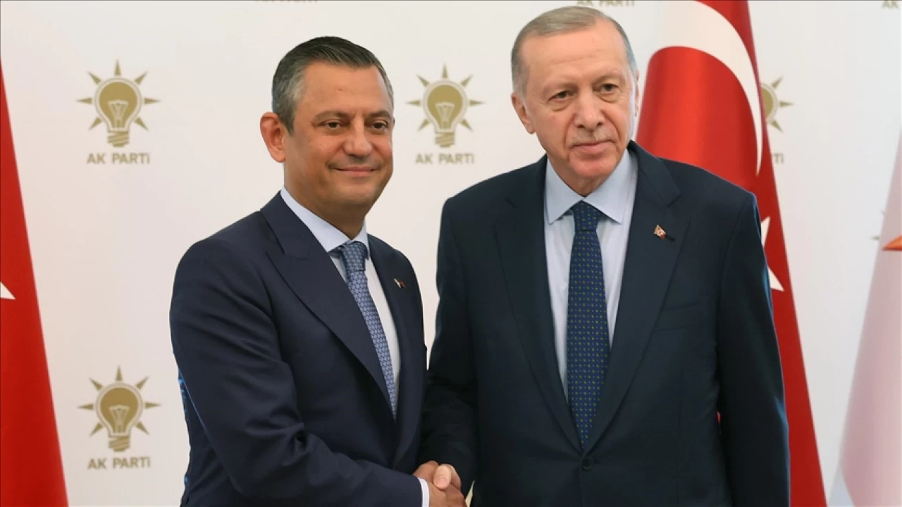Özgür Özel Erdoğan ile ne zaman görüşeceğini açıkladı