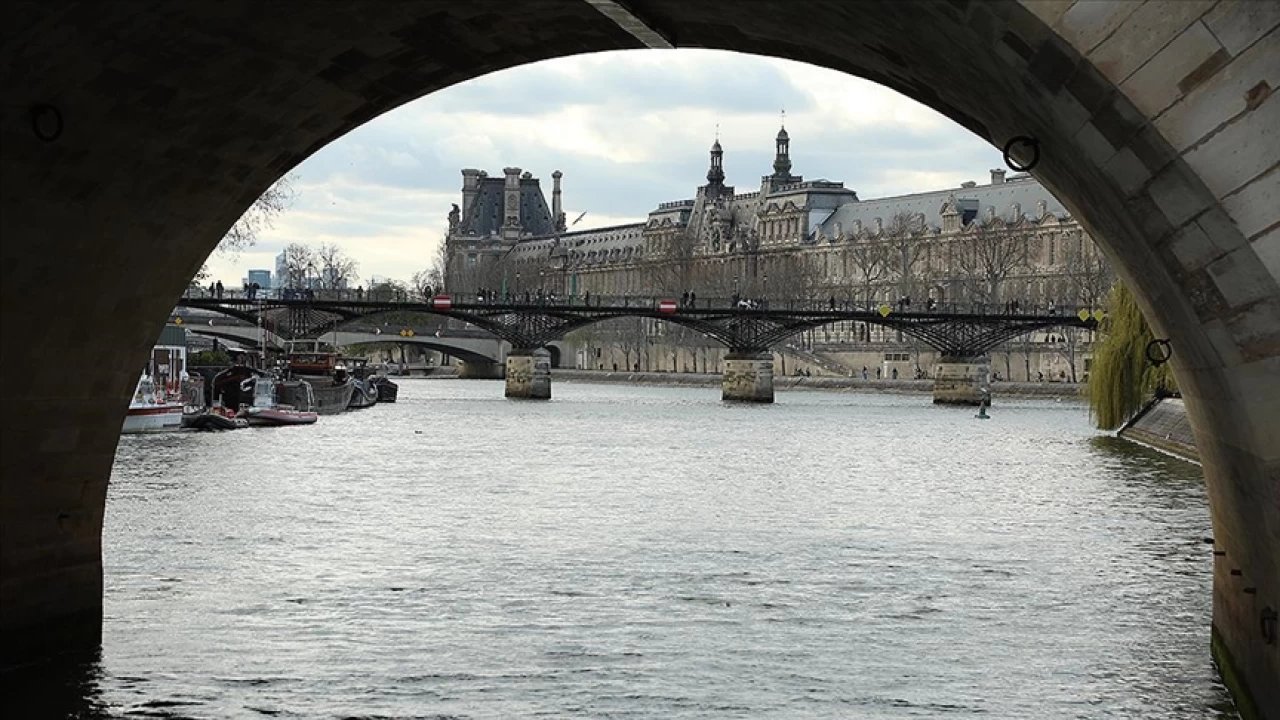 Paris'te 1.4 milyar avroluk skandal