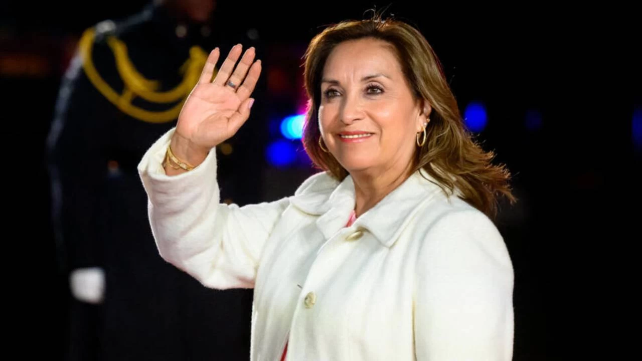 Peru'da Cumhurba�kan�n�n azledilmesi talebi Parlamentoda reddedildi