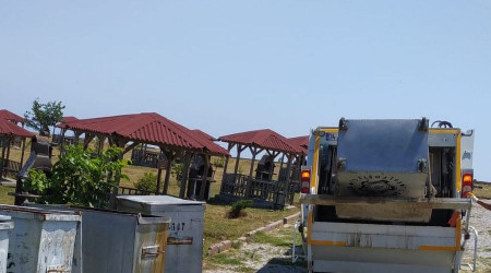 Piknik alanlarından toplanan çöpler kamyonlara sığmadı
