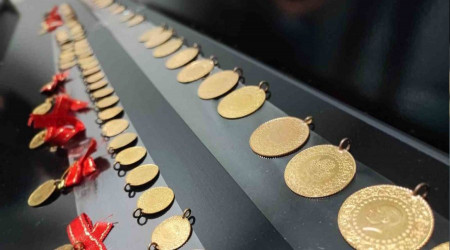 Polisin ele geçirdiği sahte altınlar sergilendi