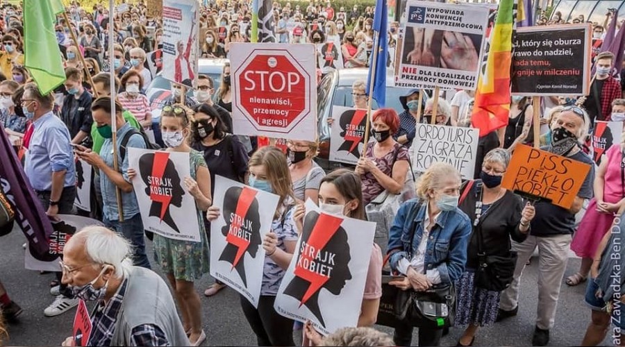 Polonya, �stanbul S�zle�mesi'nden �ekiliyor