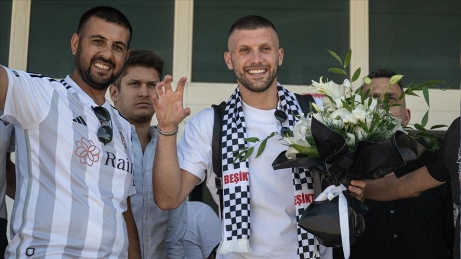 Rebic'in maaşı açıklandı