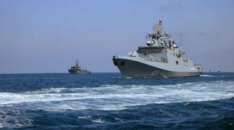 Rusya, ABD savaş gemisini takibe aldı