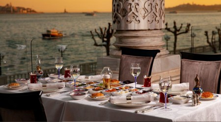 Sadece konaklayanlar Boğaz'da iftar yapabilecek