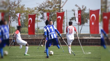 Şahinbey Ampute Takımı galibiyetle başladı