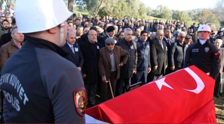 Şehit komiser son yolculuğuna uğurlandı