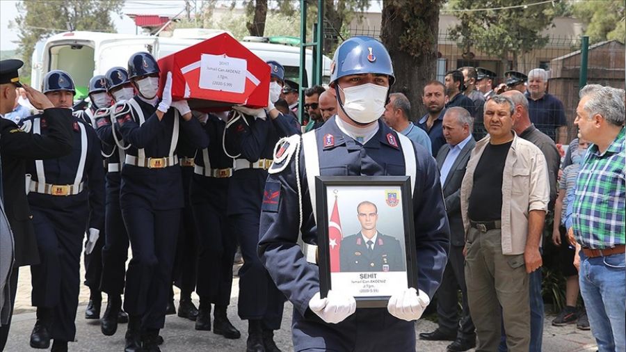Şehitlere veda