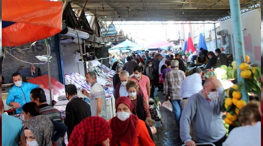 Semt pazarında endişelendiren görüntüler
