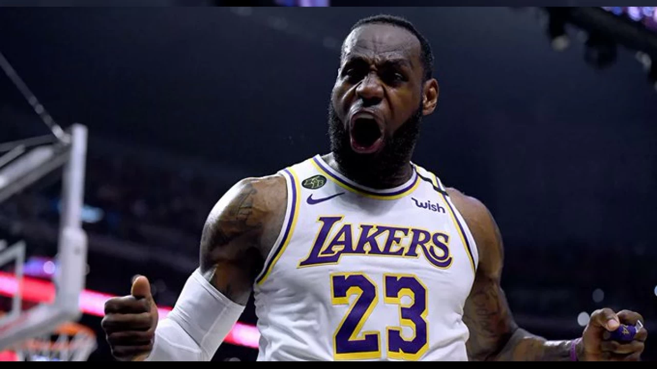 Sezona LeBron James damgas�