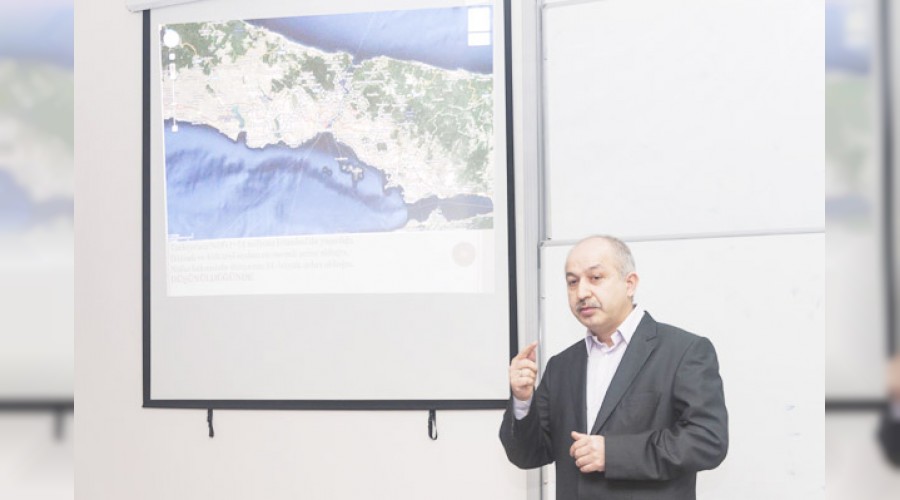 S�cak ve ya���l� aylar kap�da