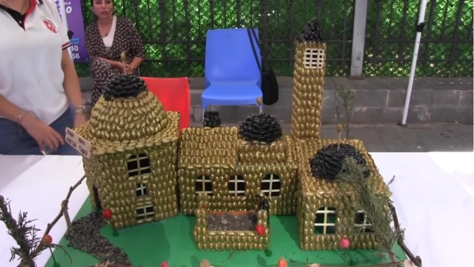 Siirt fıstığının kabuğu sanat eserine dönüştü