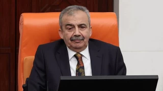 Sırrı Süreyya Önder hastaneye kaldırıldı