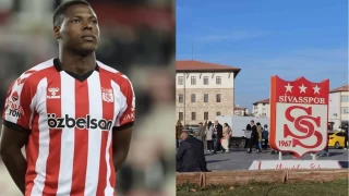 Sivassporlu futbolcu kat