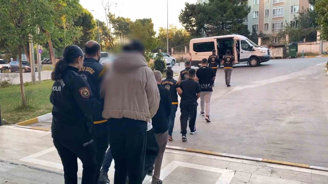 Soma'da su� �rg�t�ne operasyon: 7 ki�i tutukland�