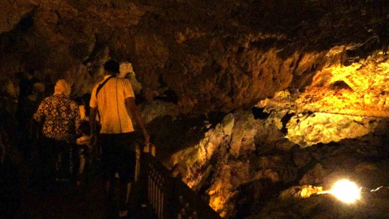 Sular�n� kaybetse de ziyaret�isini kaybetmedi