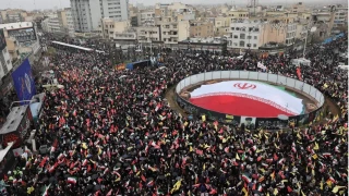 Tahran'da Kud�s G�n� y�r�y��� s�ras�nda sald�r� meydana geldi