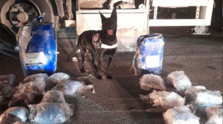 Tanker içinde zulalanmış 11 kilo esrar yakalandı