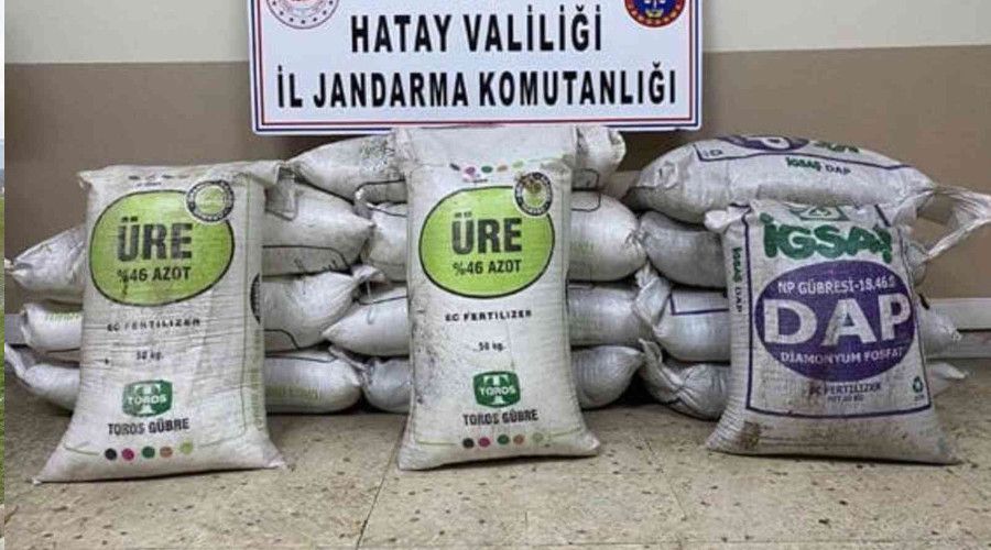 Tarladan gübre ve sera naylonu çalan 4 şüpheli tutuklandı