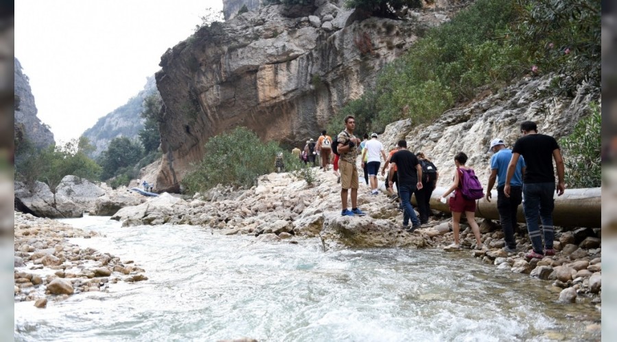 Tarsus'ta do�a y�r�y��leri ilgi g�r�yor