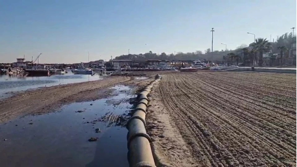Tekirda�'da deniz 20 metre �ekildi