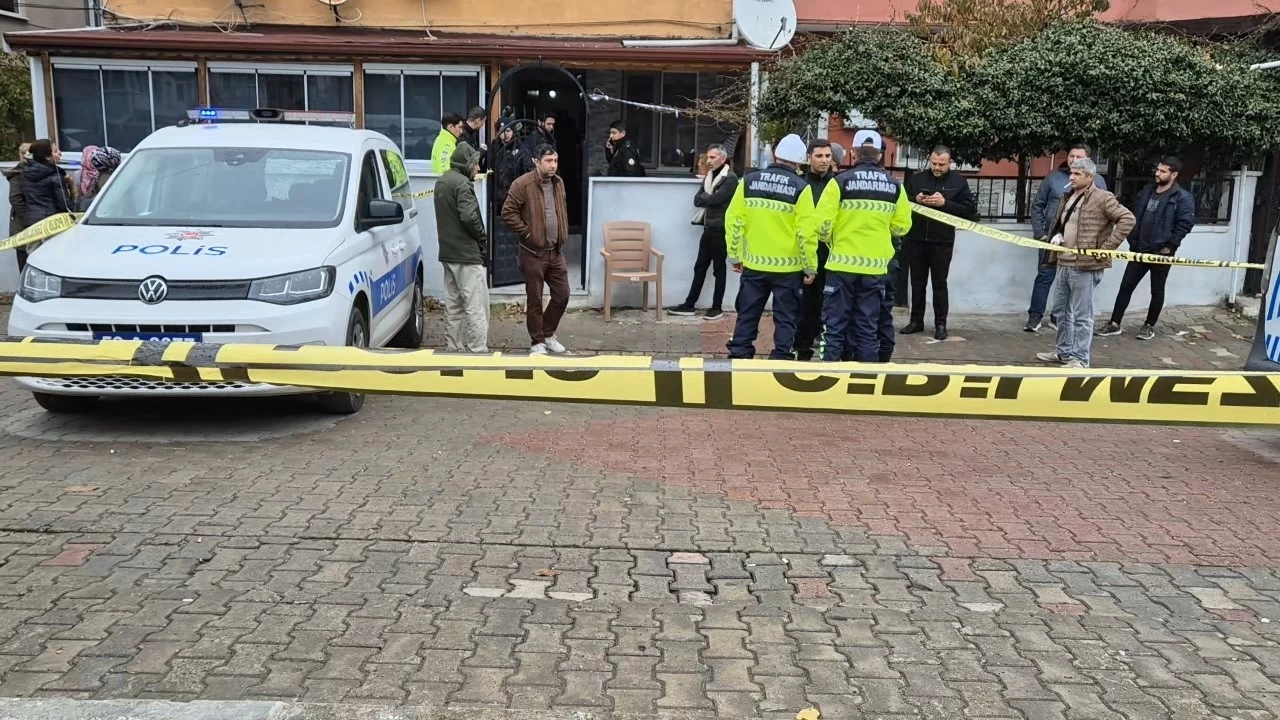 Tekirdağ'da iki genç kız başlarından vurulmuş halde bulundu