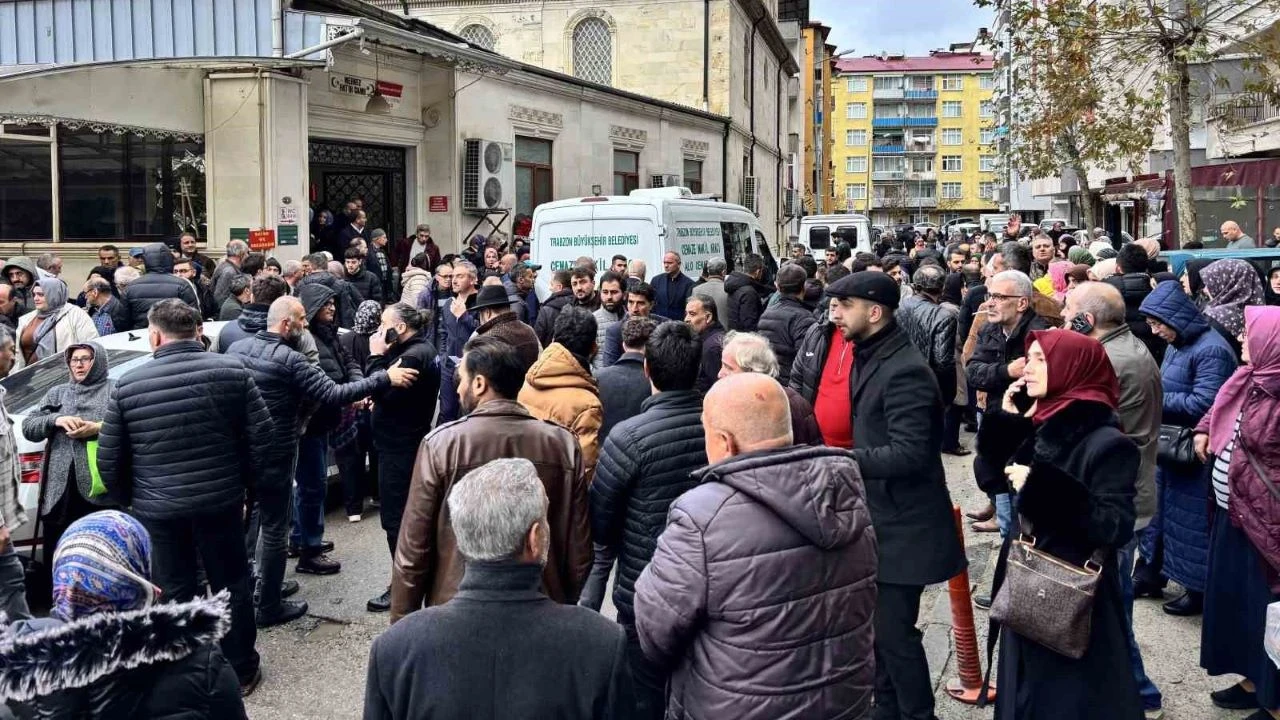 Temizlik yaparken fenalaşan kadın hayatını kaybetti