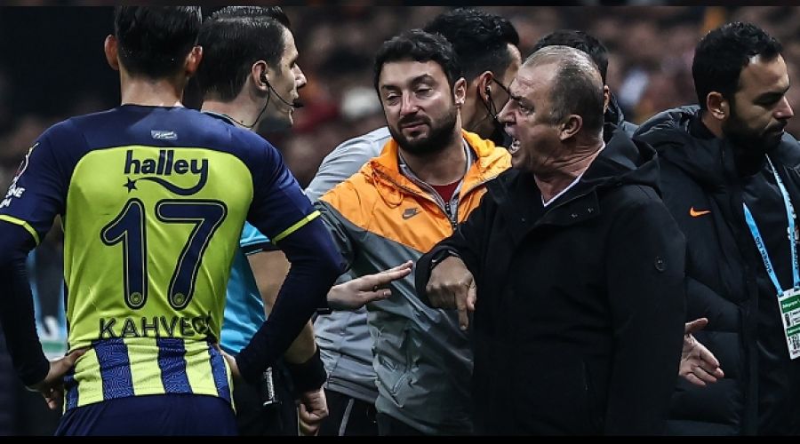 Terim'e derbi faturas� a��r oldu 