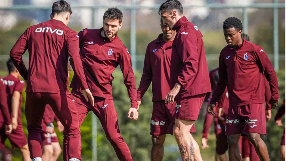 Trabzonspor kupaya odakland�