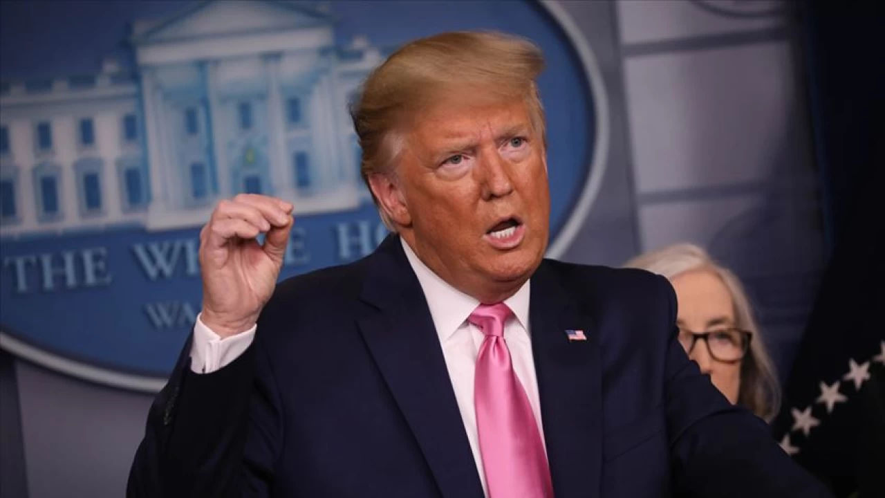 Trump dzensiz gmenleri snr d etmeye balad