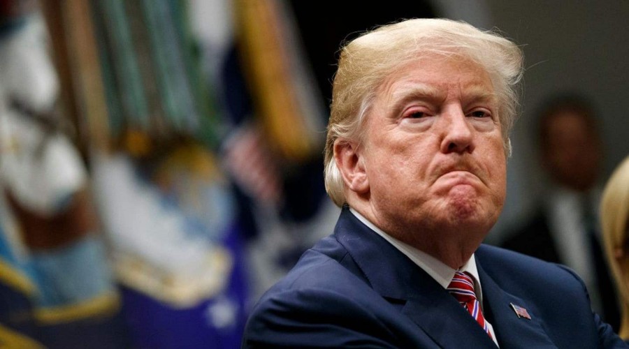 Trump'a 'sosyal mesafe' tepkisi