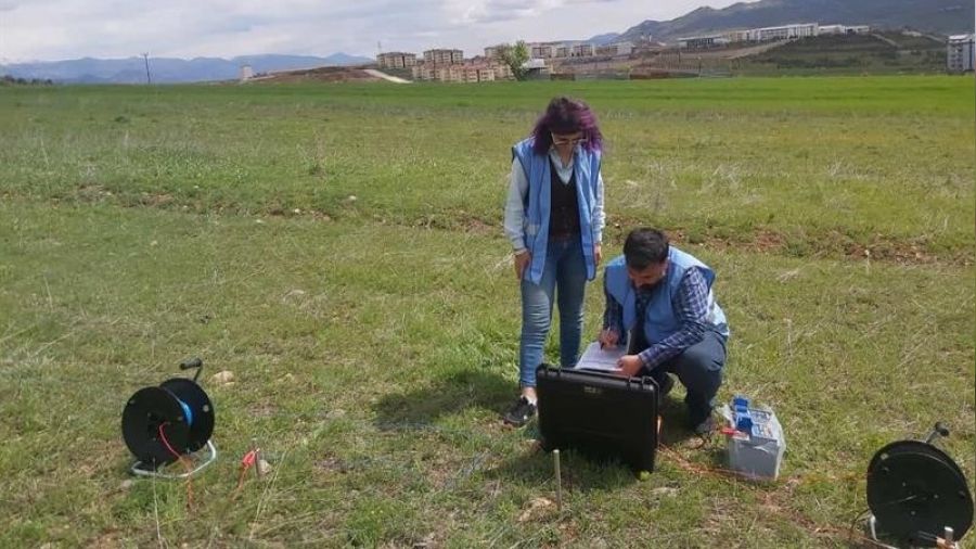 Tunceli'de jeolojik ve jeofizik �al��malar� s�r�yor