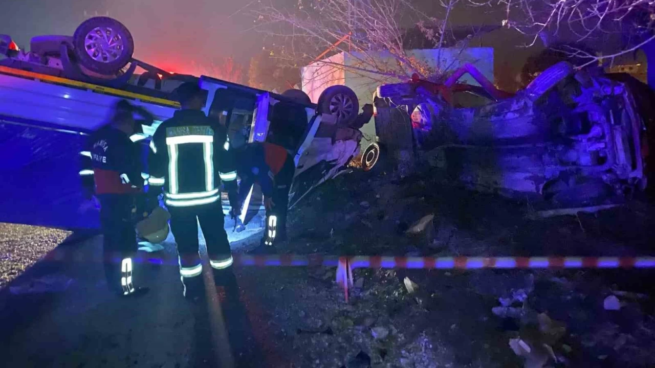 Turgutlu'da feci kaza: 1'i ar 6 yaral