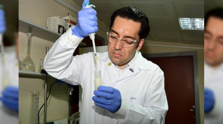Türk bilim insanı;" Selülozu nanoteknoloji ile geliştirip çelik mukavemetine ulaştırdı"