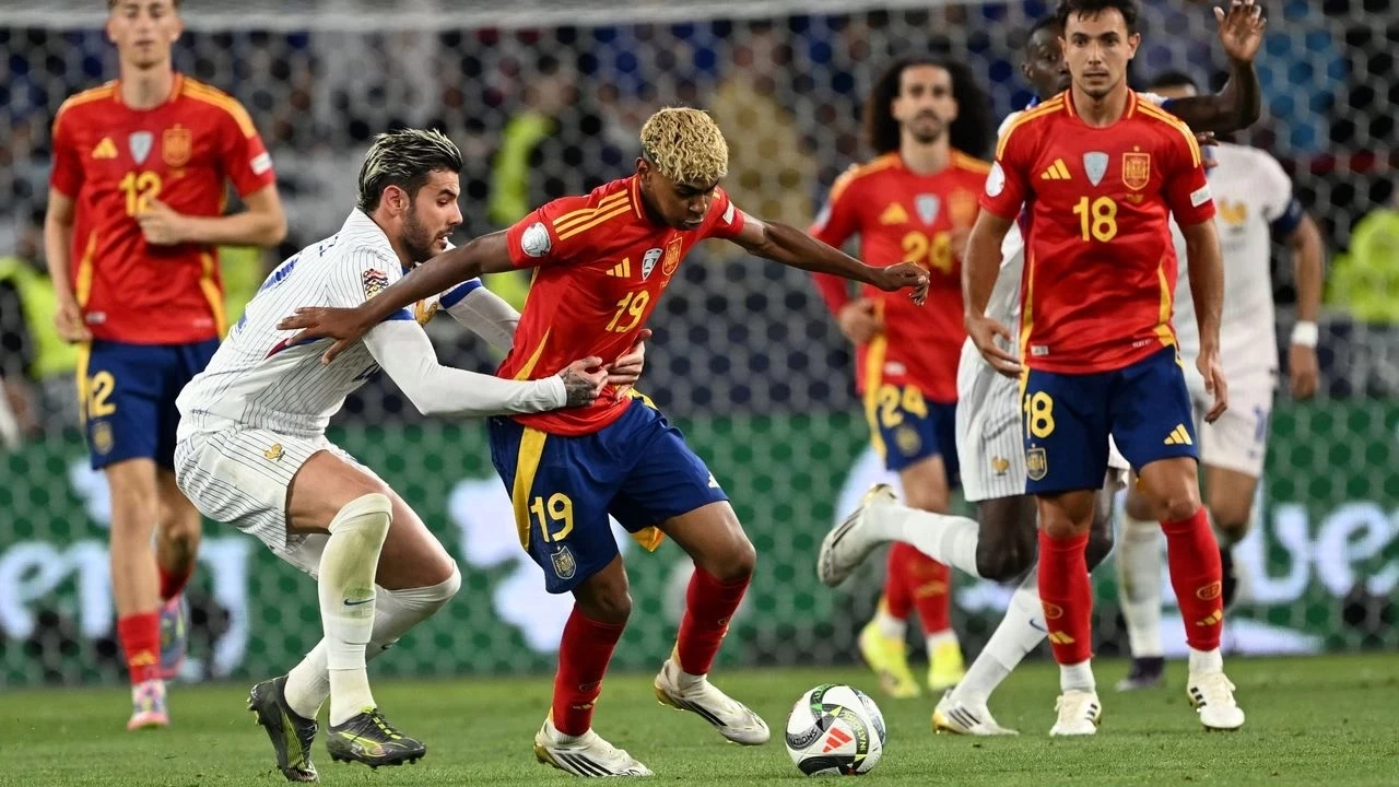 UEFA Uluslar Ligi'nde finalin adı: Portekiz-İspanya