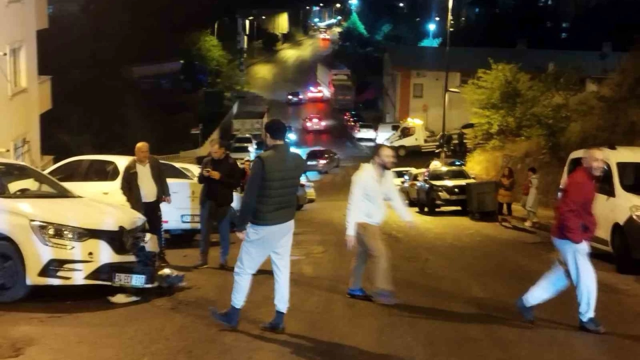 Ümraniye'de freni tutmayan otomobil, 14 aracı biçti
